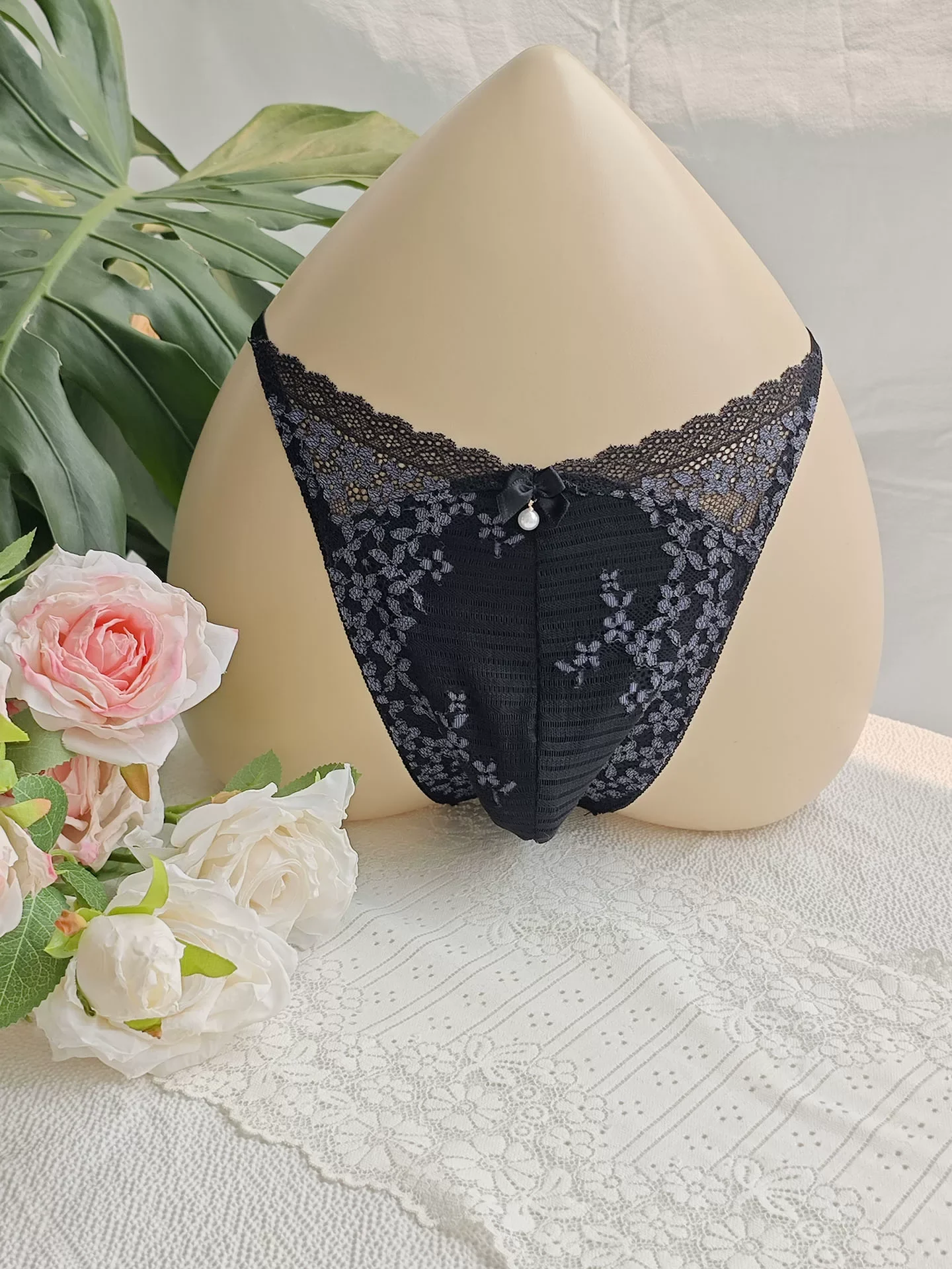 Embroidery Garments - Black Lace Man's T-brief Embroidery Handmake