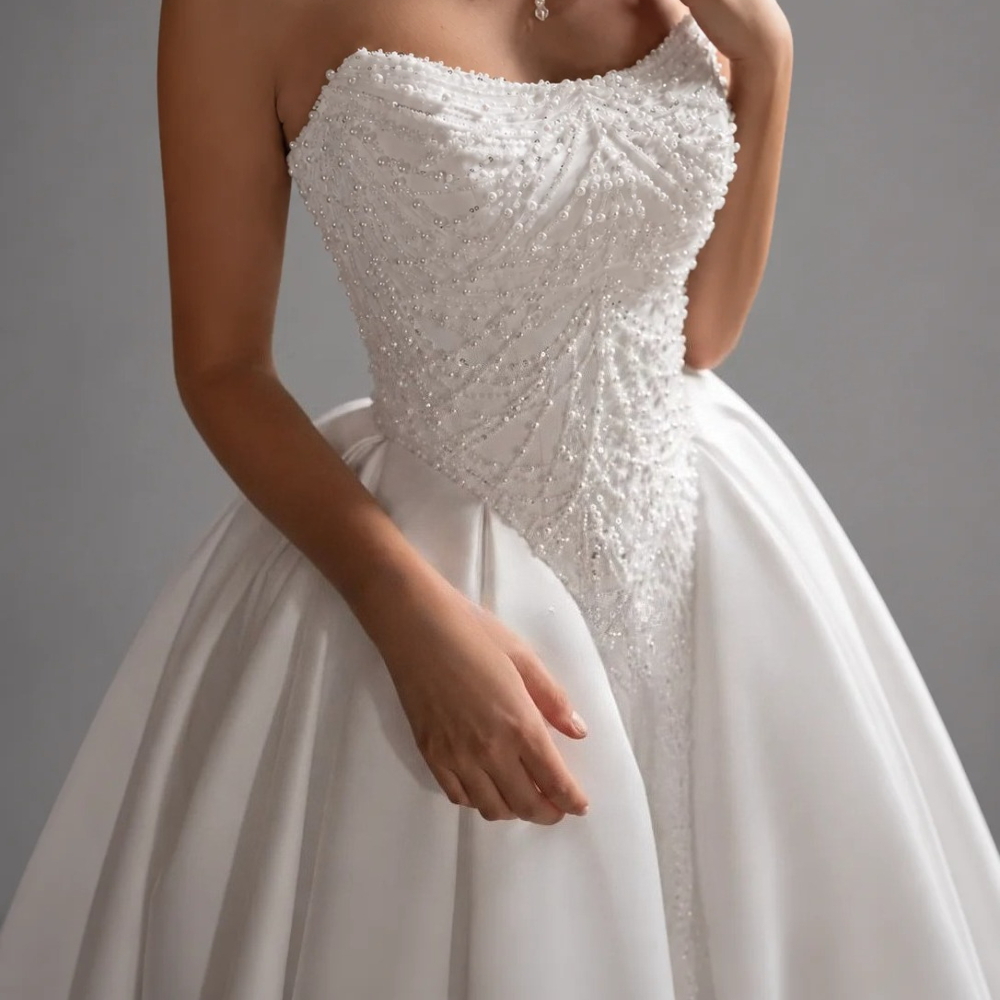 Customized Elegant Wedding Dre - Embroidery Online Designs recension och pris