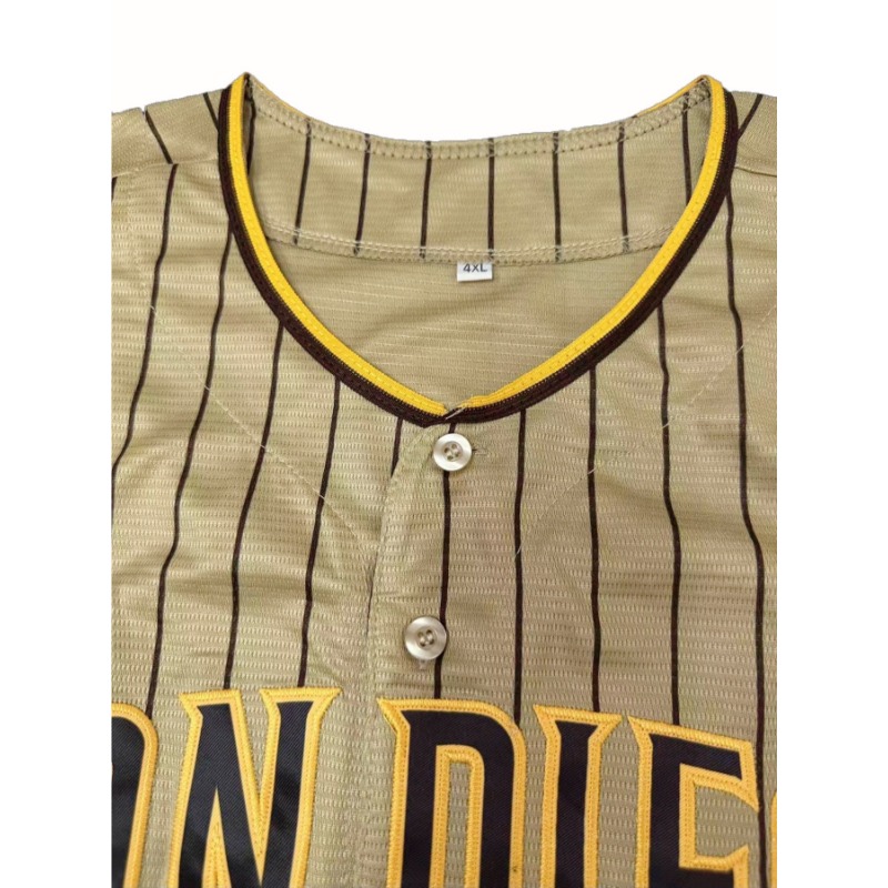 Custom Name And Number Men's E - Embroidery Blouse recension och pris
