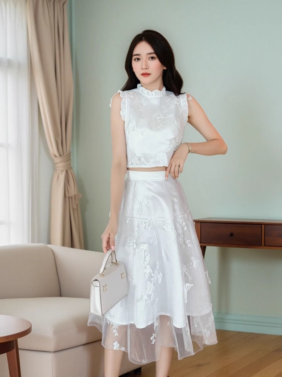 New Summer High End White 2 Pi - Embroidery Blouse recension och pris