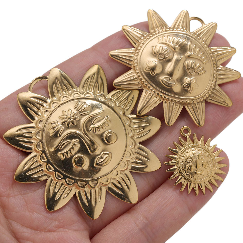 5pcs PVD Gold Charms Stainless - Embroidery Gold recension och pris