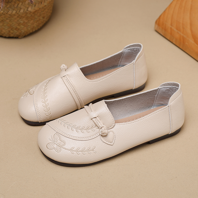 Ladies' mother's shoes, elderl - Embroidery Print recension och pris