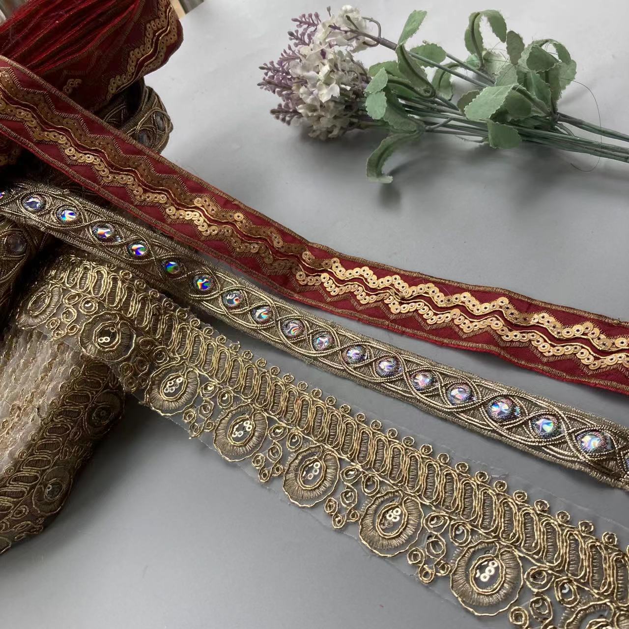 1 Yards Gold Thread Lace Water - Embroidery Machines recension och pris